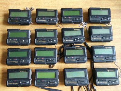 十六臺傳呼機的協(xié)奏曲 時代的通訊回響