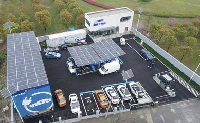 光伏+儲(chǔ)能 新能源汽車將駛?cè)搿瓣?yáng)光充電”新時(shí)代